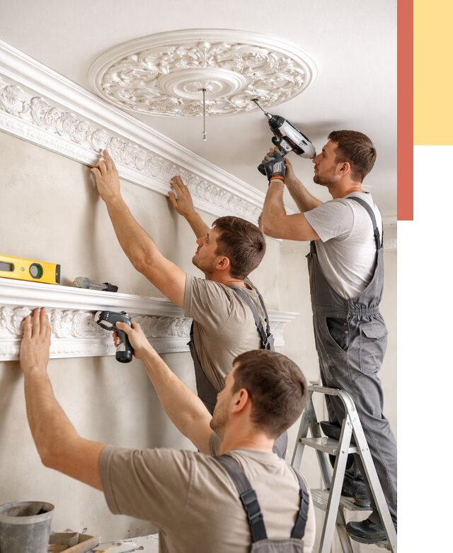 Монтаж лепнины на потолок в Гудермесе от 3279 руб. быстро и недорого | ОТДЕЛОЧНИК-Гдр